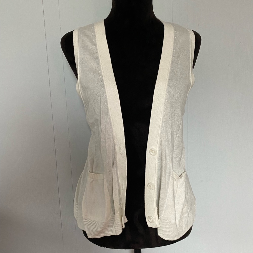 American Eagle Crochet Sleeveless Cardigan